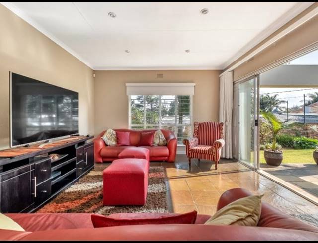 4 BEDROOM HOUSE FOR SALE IN PARKMORE